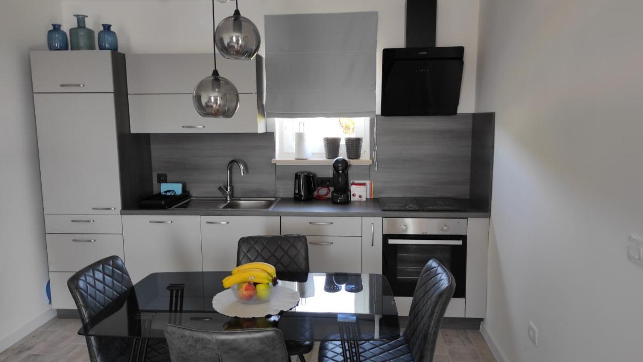 New Apartment Vivano V I D With Amazing View 赞布雷提亚 外观 照片